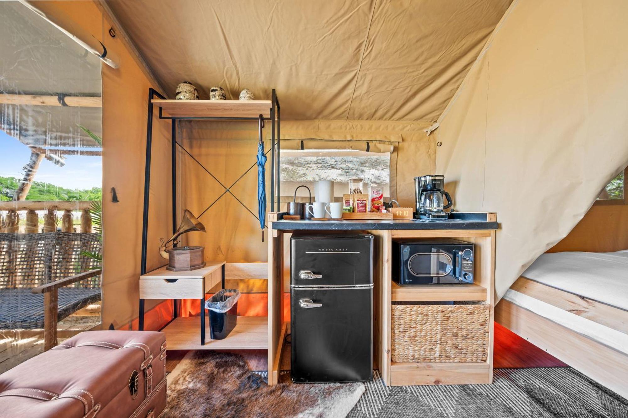 The Lodges At Eden Reserve - Safari Tents 윌리엄스타운 외부 사진