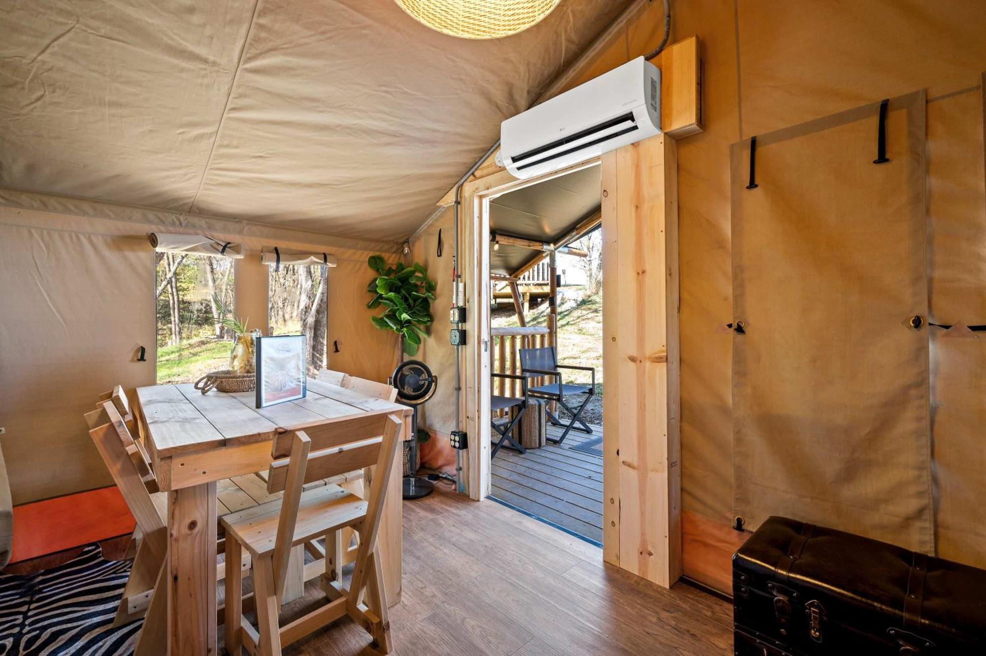 The Lodges At Eden Reserve - Safari Tents 윌리엄스타운 외부 사진